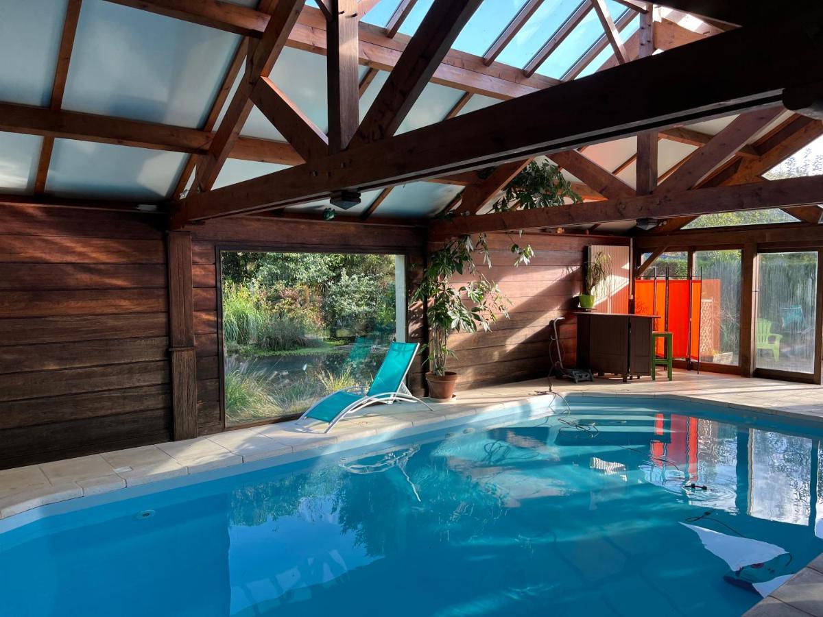 Maison Avec Piscine Et Sauna A Vire Dış mekan fotoğraf