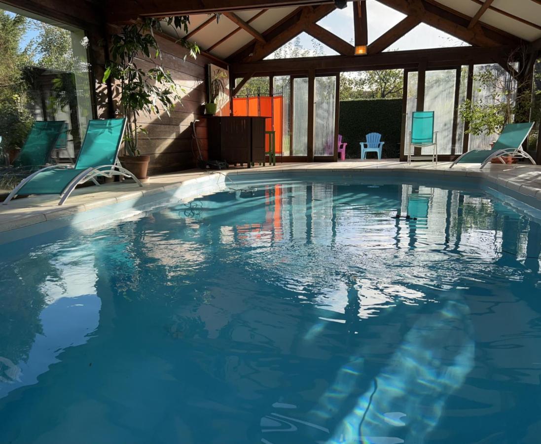 Maison Avec Piscine Et Sauna A Vire Dış mekan fotoğraf