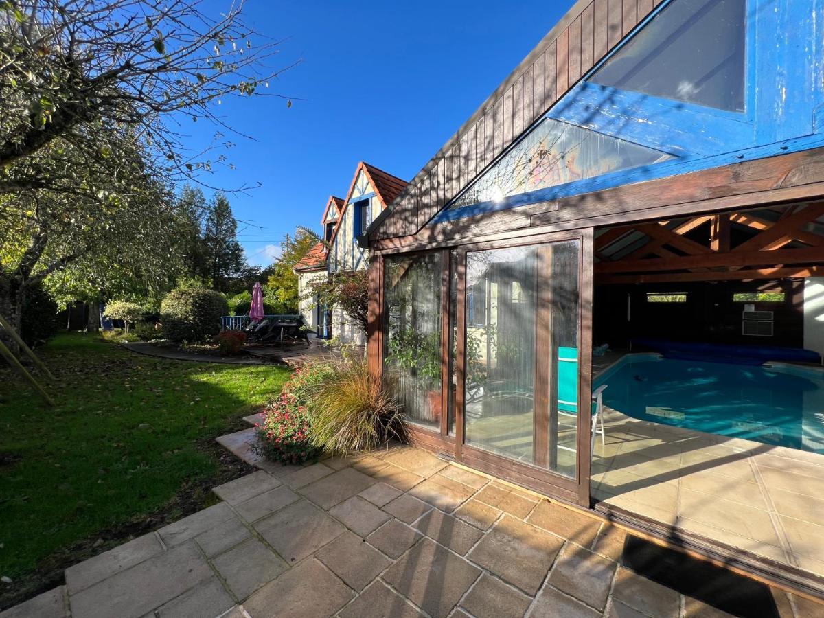 Maison Avec Piscine Et Sauna A Vire Dış mekan fotoğraf
